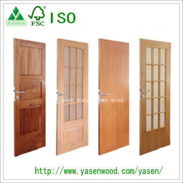 Готовая деревянная дверь